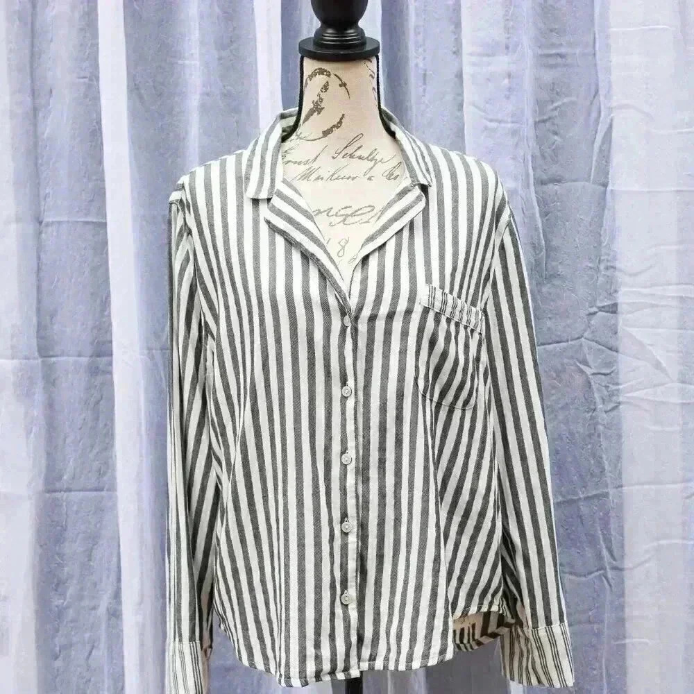 Victoria's Secret Size Large black/cream striped pajama top cotton blend